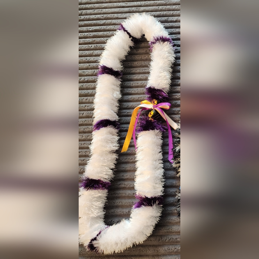 White and Purple Eyelash Fur Yarn Lei.